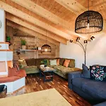 Bernkogel Penthouse Apartment *